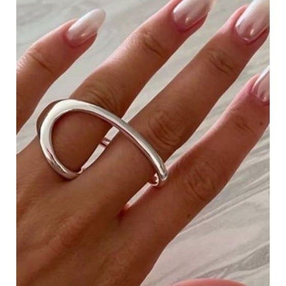 Back in stock!!The Nike Ring two finger ring in 925 silver